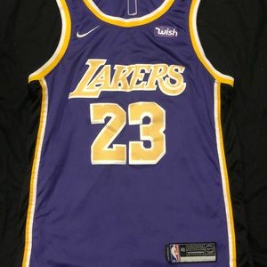 LeBron James LA Lakers Nike Swingman Jersey